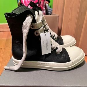 Come Grab these Brand New Ricks 🥰